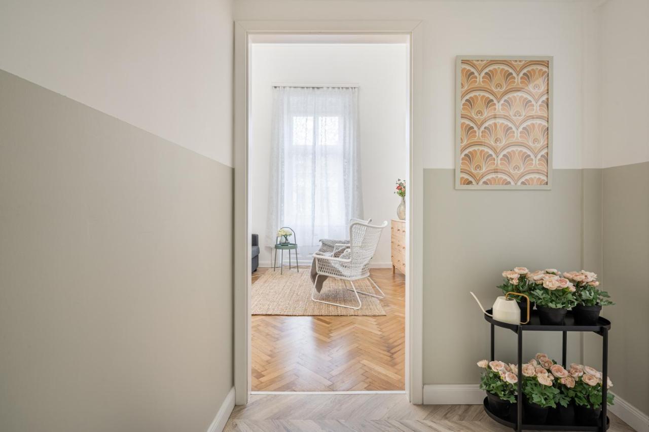 בודפשט Atmos Glare Apartment מראה חיצוני תמונה