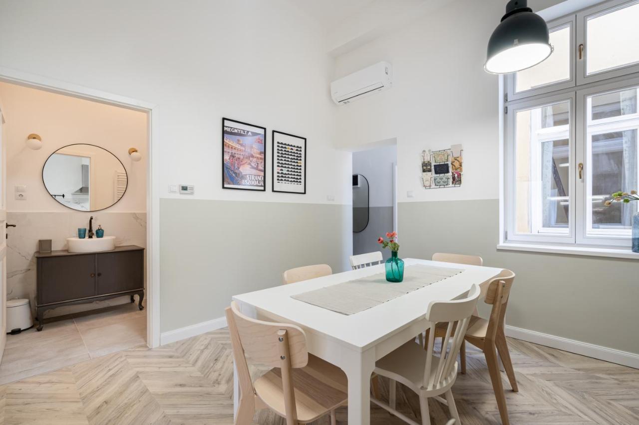בודפשט Atmos Glare Apartment מראה חיצוני תמונה
